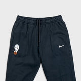 Nike Sportswear Sweatpants Mens Small Black Swoosh Taper Leg Fleece Jogger