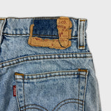 Vintage Levi’s Jeans Womens 26x30 Blue Slim Taper Light Wash Fray Distress 90s Pants