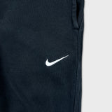 Nike Sportswear Sweatpants Mens Medium Black Swoosh Taper Leg Jogger