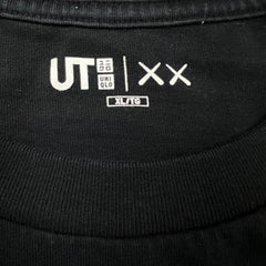 FW23 KAWS x Uniqlo UT Short Sleeve Graphic T Shirt Mens XL Black Companion Tee