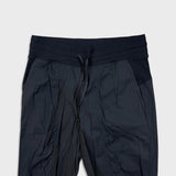 Lululemon Dance Studio Mid-Rise Jogger Womens Size 8 Black Athletic Taper Leg