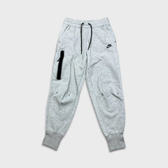 Nike Sportswear Sweatpants Mens Small Gray Tech Fleece Swoosh Taper Leg Jogger