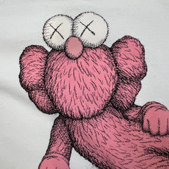 FW23 KAWS x Uniqlo UT Short Sleeve Graphic T Shirt Mens Large White Pink BFF Tee