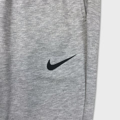 Nike Sportswear Sweatpants Mens Small Gray Dri Fit Swoosh Taper Leg Fleece Jogger