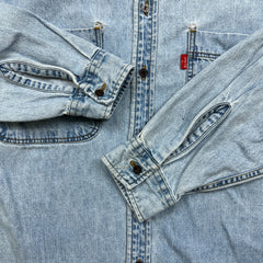 Vintage 90s Levi's Denim Shirt Mens Medium Blue Faded Light Wash Button Up