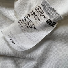 KAWS x Uniqlo UT Short Sleeve Artbook Cover T Shirt Mens 2XL White Graphic Tee