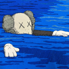 KAWS x Uniqlo UT Short Sleeve Artbook Cover T Shirt Mens Large White Graphic Tee