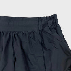 Lululemon Hotty Hot Short II *Long 4" Womens Size 6 Black Athletic Lined