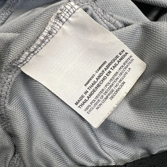 Nike Sportswear Shorts Mens Medium Gray Dri Fit Swoosh Pocketed Athletic