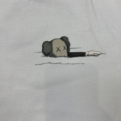 KAWS x Uniqlo UT Short Sleeve Artbook Cover T Shirt Mens Large White Graphic Tee