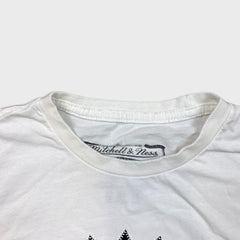 Mitchell & Ness Toronto Raptors T Shirt Mens Small White Classic Logo NBA Basketball Tee