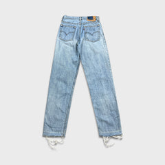 Vintage Levi’s Jeans Womens 26x30 Blue Slim Taper Light Wash Fray Distress 90s Pants
