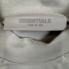 Fear of God Essentials T Shirt Mens Small Gray Rubberized Logo Short Sleeve Tee