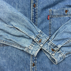 Vintage 90s Levi's Denim Shirt Mens XL Blue Faded Light Wash Button Up