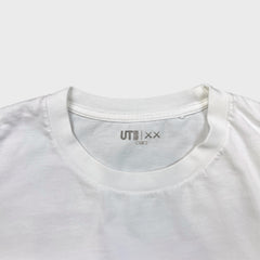 KAWS x Uniqlo UT Short Sleeve Artbook Cover T Shirt Mens Large White Graphic Tee