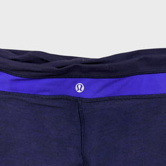 Lululemon Groove Short Womens Size 6 Purple Athletica Yoga Pilates Mid Rise