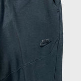 Nike Sportswear Sweatpants Mens XL Gray Tech Fleece Swoosh Taper Leg Jogger
