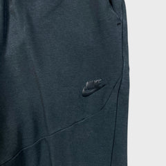 Nike Sportswear Sweatpants Mens XL Gray Tech Fleece Swoosh Taper Leg Jogger