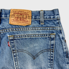 Vintage Levi's 550 Jeans Mens 34x34 Blue Relaxed Fit Tapered Leg 90s Light Wash Denim Pants
