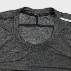 Lululemon Metal Vent Tech Short Sleeve Mens XL Gray Athletic Sportswear Tee