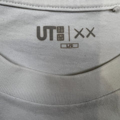 FW23 KAWS x Uniqlo UT Short Sleeve Graphic T Shirt Mens Large White Pink BFF Tee