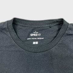 Uniqlo Jean Michel Basquiat SPRZNY T Shirt Mens Large Gray Graphic Pocket Tee