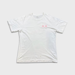 FW23 KAWS x Uniqlo UT Short Sleeve Graphic T Shirt Mens Large White Pink BFF Tee