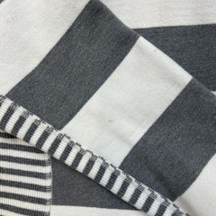 Lululemon Scuba Hoodie Womens Size 2 White Full Zip Striped Hooded Sweater