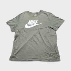 Nike Sportswear T Shirt Mens XL Gray Big Swoosh Graphic Short Sleeve Tee