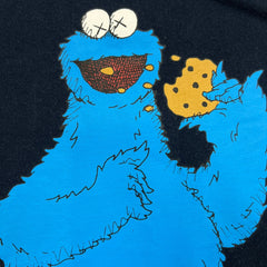 Uniqlo x Kaws x Sesame Street Cookie Monster Tee Mens Medium Blue Graphic T Shirt