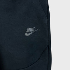 Nike Sportswear Sweatpants Mens Medium Black Tech Fleece Swoosh Taper Leg Jogger