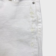 Levi's Bermuda Shorts Womens Size 28 White Classic Stretch Floral Denim Jorts