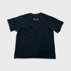 FW23 KAWS x Uniqlo UT Short Sleeve Graphic T Shirt Mens XL Black Companion Tee