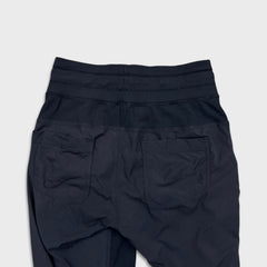 Lululemon Dance Studio Mid Rise Jogger Womens Size 2 Black Taper Leg Athletic