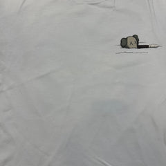 KAWS x Uniqlo UT Short Sleeve Artbook Cover T Shirt Mens Large White Graphic Tee