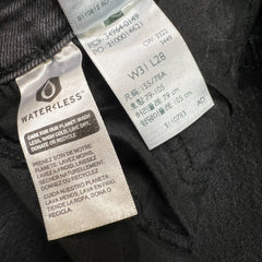 Levi's Wedgie Straight Jeans Womens 31x26 Black Distressed High Rise Wash Denim Pants