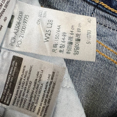 Levi's Mom Jean Womens 25x28 Blue Medium Wash High Rise Taper Leg Denim Pants