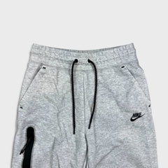 Nike Sportswear Sweatpants Mens Small Gray Tech Fleece Swoosh Taper Leg Jogger