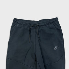 Nike Sportswear Sweatpants Mens Medium Black Tech Fleece Swoosh Taper Leg Jogger