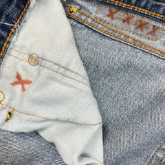 Levi's 505 Jeans Mens 34x30 Blue Regular Fit Straight Leg Distressed Medium Wash Denim Pants
