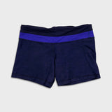Lululemon Groove Short Womens Size 6 Purple Athletica Yoga Pilates Mid Rise