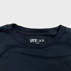 FW23 KAWS x Uniqlo UT Short Sleeve Graphic T Shirt Youth XS Black Companion Tee