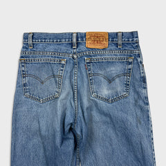 Vintage Levi's 550 Jeans Mens 34x34 Blue Relaxed Fit Tapered Leg 90s Light Wash Denim Pants
